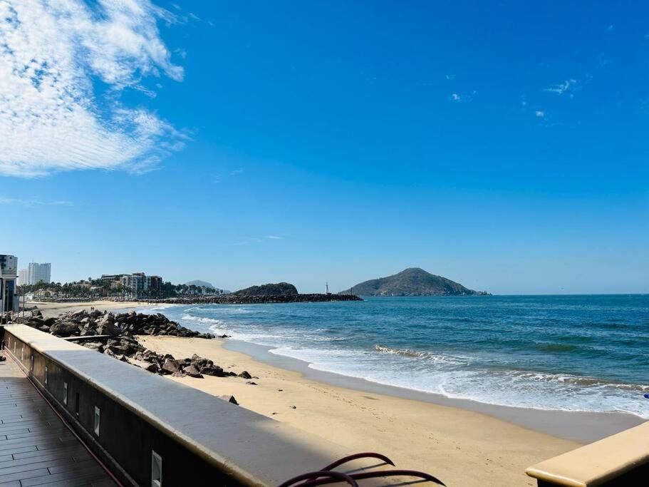 Appartement Depa Frente A La Playa By G P S Rentas à Mazatlán Extérieur photo